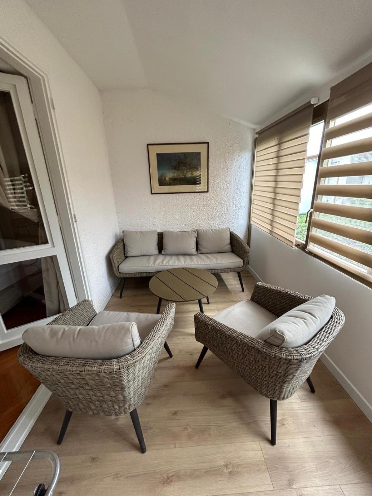 פורץ Apartments Oliva מראה חיצוני תמונה