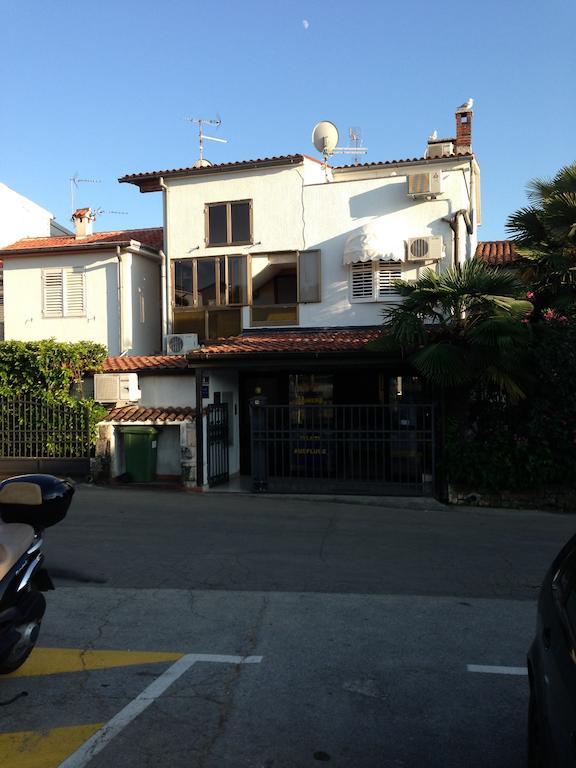 פורץ Apartments Oliva מראה חיצוני תמונה